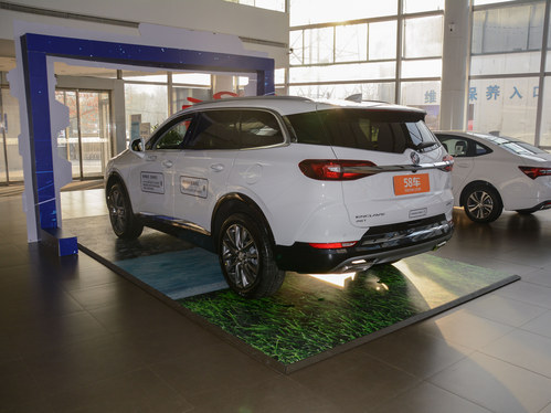 别克SUV产品线的王炸终于落子，昂科旗成30万级新标杆