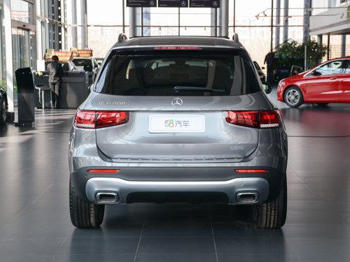 30万左右买豪华紧凑型SUV，奔驰GLB和宝马X1谁是更好的选择？