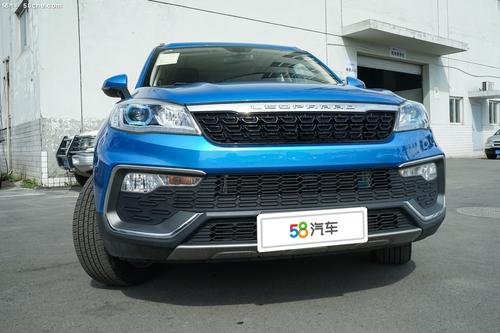 上海车展实拍猎豹Coupe，外观形似科幻概念车，换装全新车标