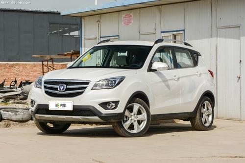 10万内小型SUV，首选长安CS35 PLUS？新宝骏RS-3有话说