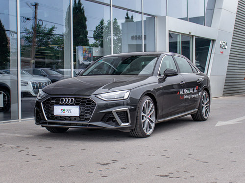 2020款 奥迪A4L 45 TFSI quattro 臻选动感型