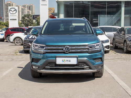 配R-Line套件，18万级紧凑型SUV，探歌和途岳如何抉择？