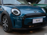 MINI 2022款  1.5T COOPER 艺术家 五门版_高清图35