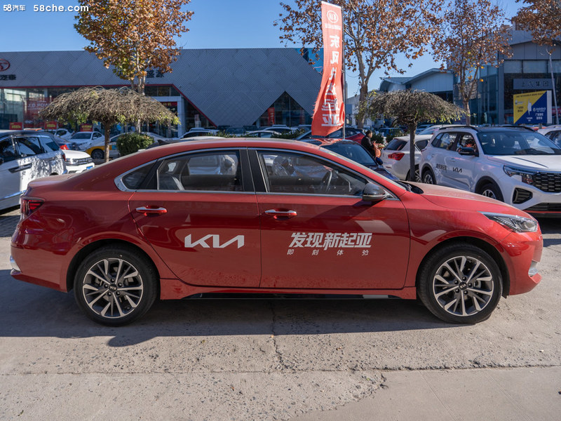 【2021款 起亚k3 1.