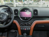 MINI COUNTRYMAN 2023款  改款二 2.0T COOPER S ALL4 鉴赏家_高清图16