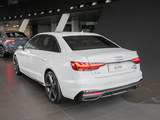 奥迪A4L 2022款  45 TFSI quattro 臻选动感型_高清图7