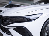 伊兰特 2023款  1.5L CVT LUX尊贵版_高清图29