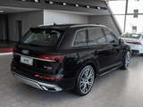 奥迪Q7 2023款  55 TFSI quattro S 尊贵型_高清图14