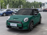 MINI 2023款  改款 2.0T COOPER S 艺术家_高清图1