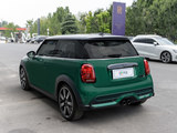 MINI 2023款  改款 2.0T COOPER S 艺术家_高清图25