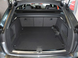 奥迪RS 4后备箱