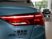 2024 µQ3 Sportback 45 TFSI quattro ʱ