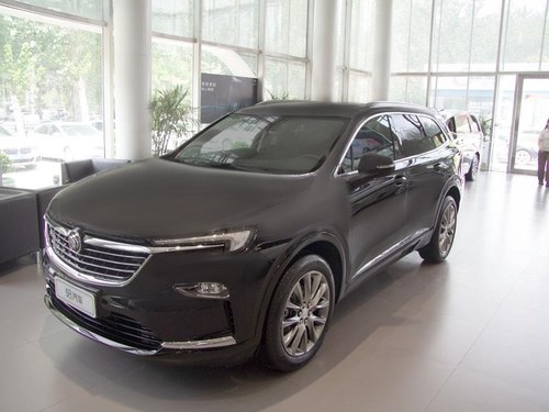 2022款 昂科旗 652T 两驱尊贵型 7座