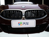 宝马8系 2022款  840i xDrive 四门轿跑车 M运动套装_高清图1