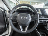 RAV4荣放 2023款  2.0L CVT两驱20周年铂金纪念版_高清图17