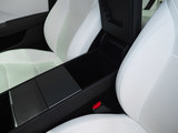 Model 3 2025款  后轮驱动版_高清图13