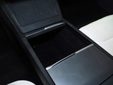 Model 3 2025款  后轮驱动版_高清图10
