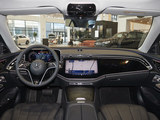奔驰E级(进口) 2025款  E 300 豪华型运动版_高清图1