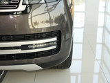 揽胜 2025款  3.0 L6 400PS 典范加长版_高清图34