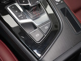 奥迪A4L 2025款  200万辆悦享版 40 TFSI 豪华动感型_高清图22