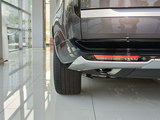 揽胜 2025款  3.0 L6 400PS 典范加长版_高清图21