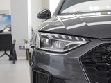 奥迪A4L 2025款  200万辆悦享版 40 TFSI 豪华动感型_高清图32