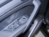 奥迪Q5L Sportback 2025款  quattro 45周年典藏版 40 TFSI 时尚型_高清图21