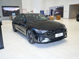 奥迪A7L 2025款  45 TFSI quattro 黑武士版_高清图3