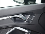 奥迪Q3 2025款  quattro 45周年典藏版 40TFSI 时尚动感型_高清图20