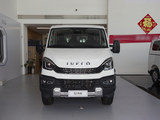 Ouba 2025款 依维柯欧霸 山海 3.0T 越野乘用车 自动短轴侧门_高清图2