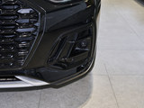 奥迪Q5L Sportback 2025款  quattro 45周年典藏版 40 TFSI 时尚型_高清图28