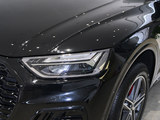 奥迪Q5L Sportback 2025款  quattro 45周年典藏版 40 TFSI 时尚型_高清图27