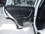 RAV4荣放 2024款  2.0L CVT四驱探险Plus版_高清图17