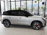 MINI JCW COUNTRYMAN 2024款  2.0T JOHN COOPER WORKS_高清图5