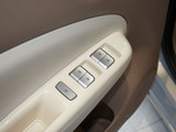 宏光MINI EV 2025款 宏光MINIEV 四门版 臻享+款_高清图22