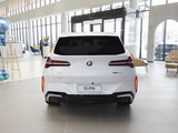 宝马X3 2025款  xDrive30L 领先型 M运动套装_高清图4
