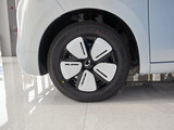 宏光MINI EV 2025款 宏光MINIEV 四门版 臻享+款_高清图26