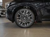 宝马X5 2025款  xDrive 40Li M运动耀夜套装_高清图25