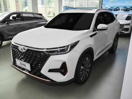 2025款 瑞虎8 PRO 390T 两驱尊贵版Ⅰ