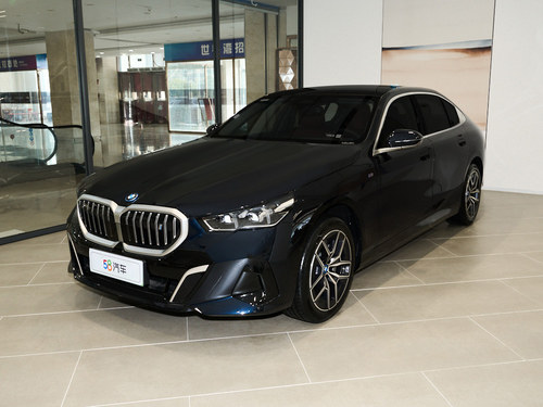 2025款 宝马i5 eDrive 40L M运动套装
