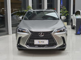 雷克萨斯NX正前