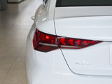 奥迪A3后灯