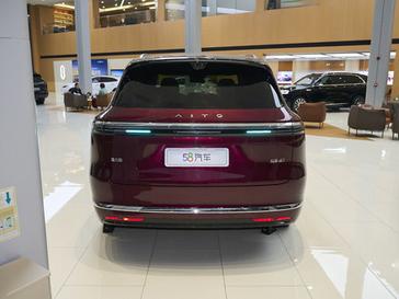 ����M7����