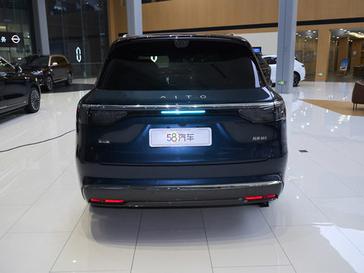 ����M8����