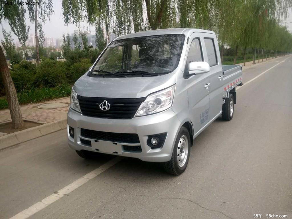 2019款 长安星卡 1.5L标准型国VI双排货柜车DAM15KR