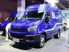 2021款 依维柯欧胜EV 运瑞90.7KW.H长轴高顶侧拉门