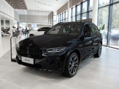 2023款 宝马X3 xDrive30i 领先型 M曜夜套装