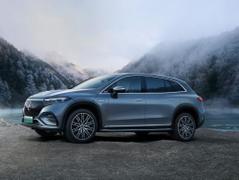 2023款 奔驰EQS SUV 450 4MATIC 先锋版