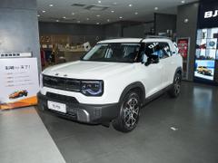 2026款 北京越野BJ30 旅行家 1.5T DCT两驱进阶版