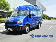 2018款 依维柯欧胜 3.0T 自动客车13座电动门长轴高顶F1C